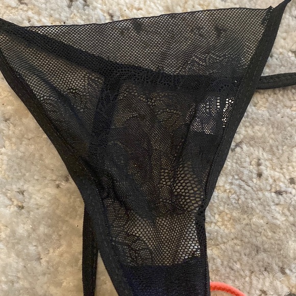 New bundle of 4 lace panties size large - Picture 2 of 5